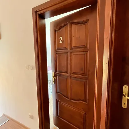 Girls Hostal *